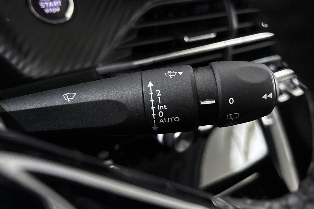 Peugeot e-2008 (N329XS) met abonnement