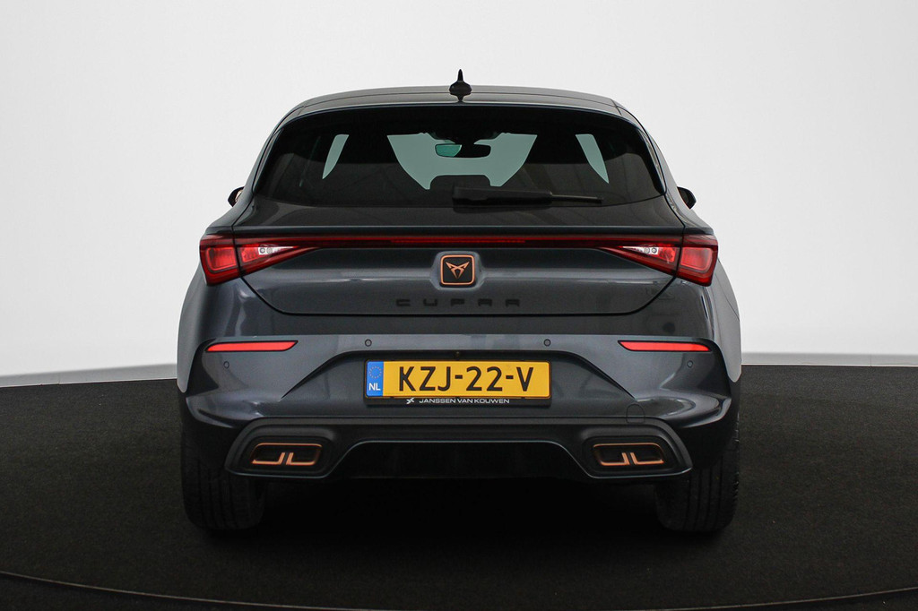 CUPRA Leon (KZJ22V) met abonnement