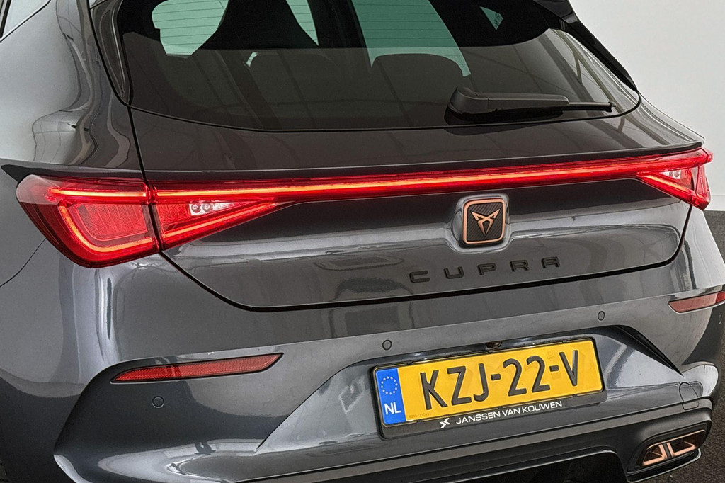 CUPRA Leon (KZJ22V) met abonnement