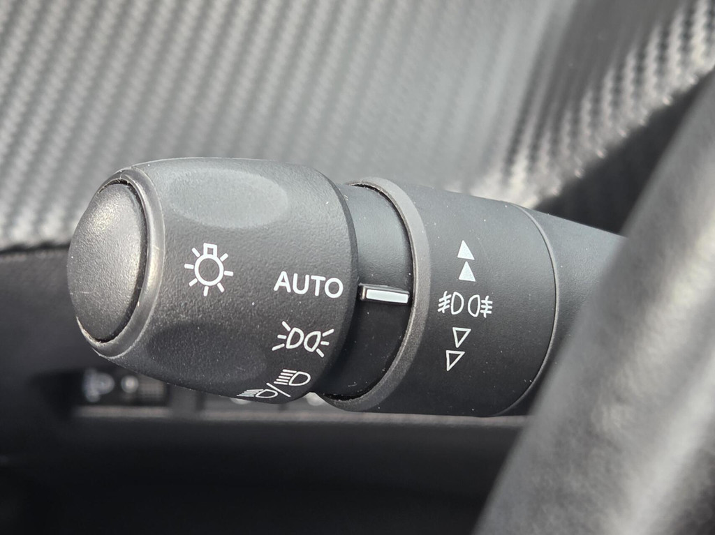Peugeot e-2008 (N479DZ) met abonnement