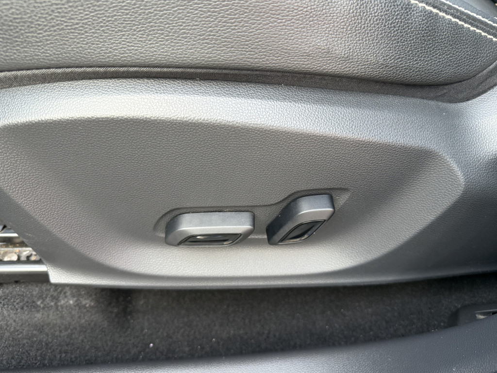 MG ZS-EV (L247FH) met abonnement