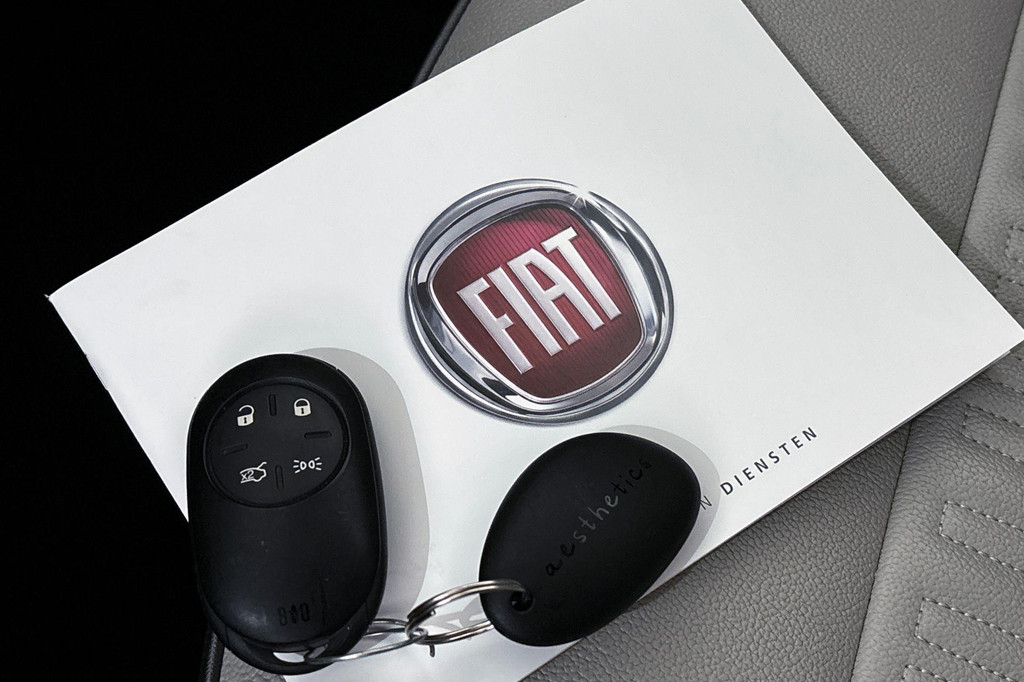Fiat 500C (KZT64D) met abonnement