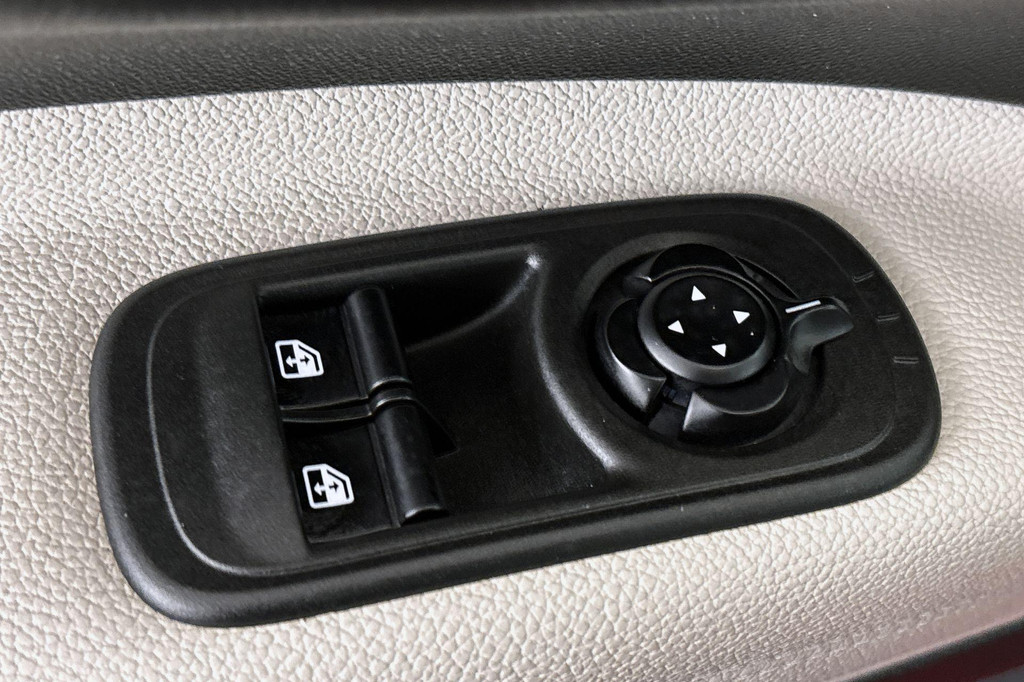 Fiat 500C (KZT64D) met abonnement
