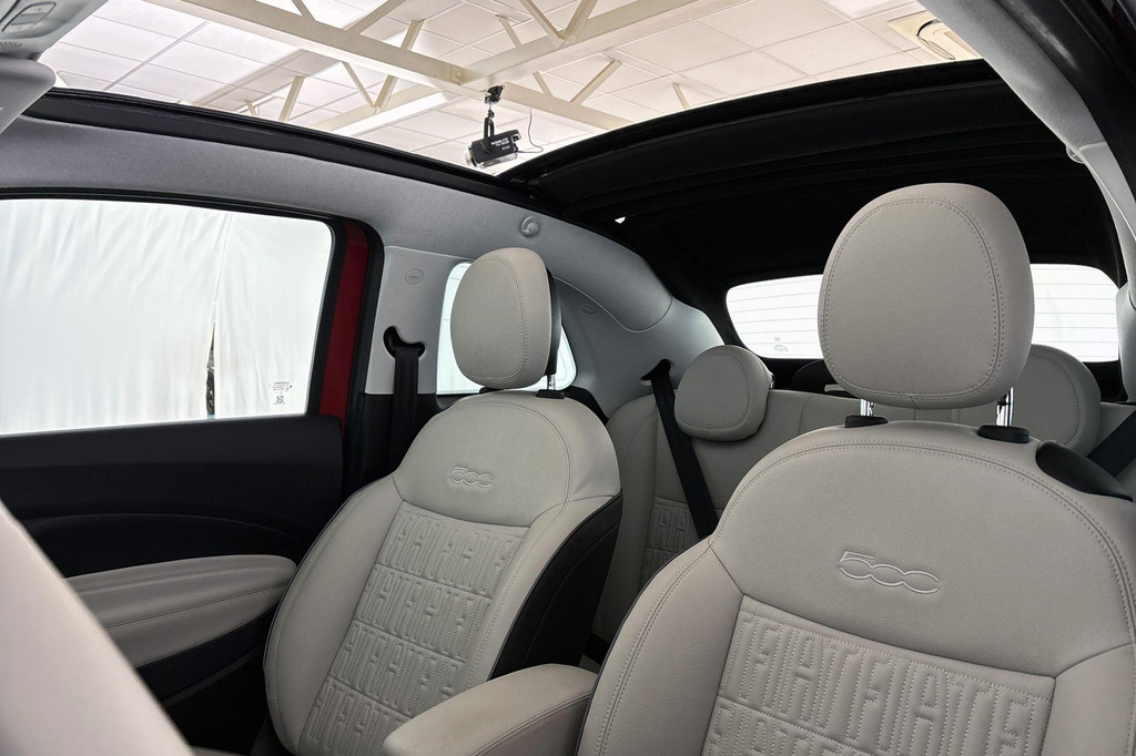 Fiat 500C (KZT64D) met abonnement