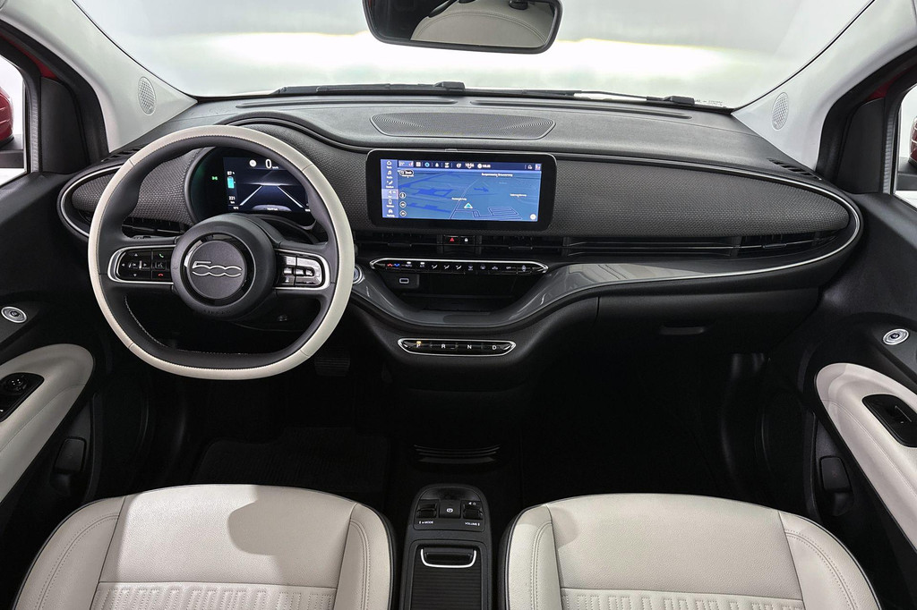 Fiat 500C (KZT64D) met abonnement