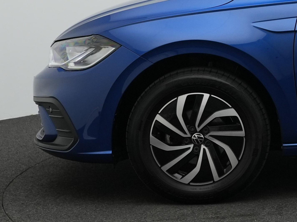 Volkswagen Polo (KTJ82V) met abonnement