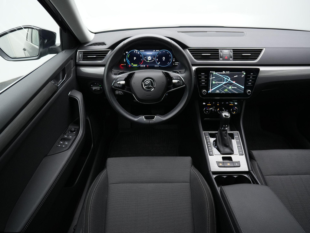 ŠKODA Superb (KPL95J) met abonnement