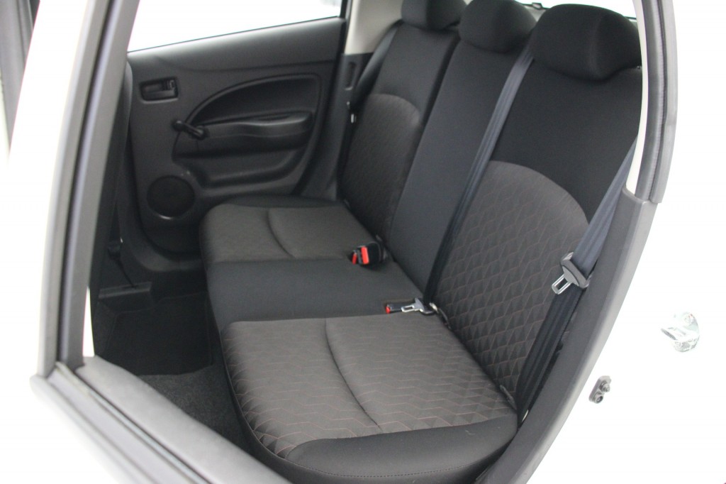 Mitsubishi Space Star (P689SJ) met abonnement
