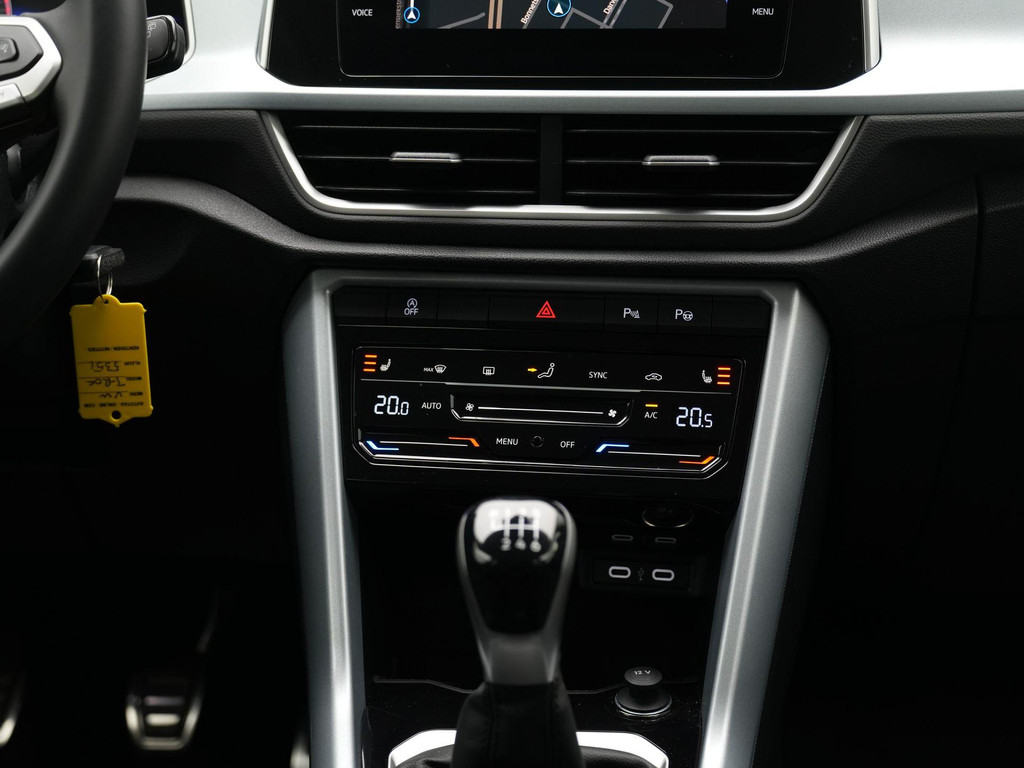 Volkswagen T-Roc (KTT41L) met abonnement