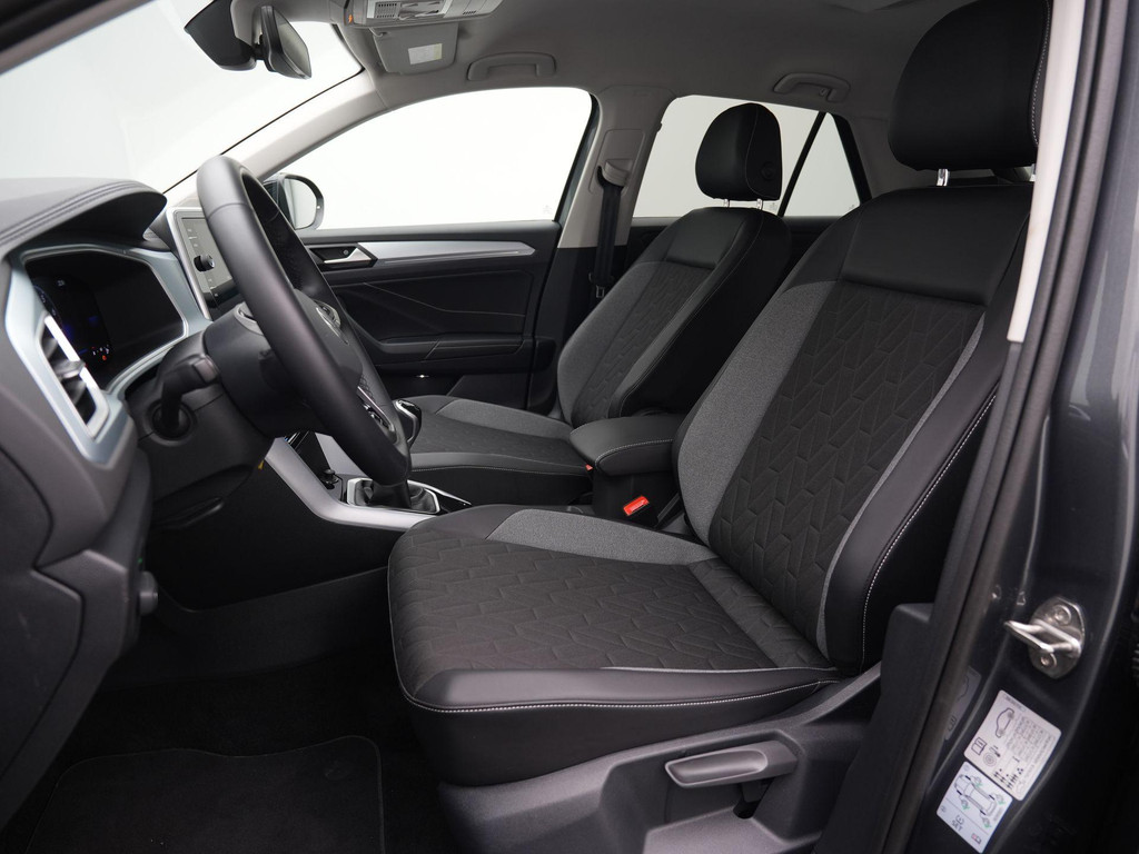 Volkswagen T-Roc (KTT41L) met abonnement
