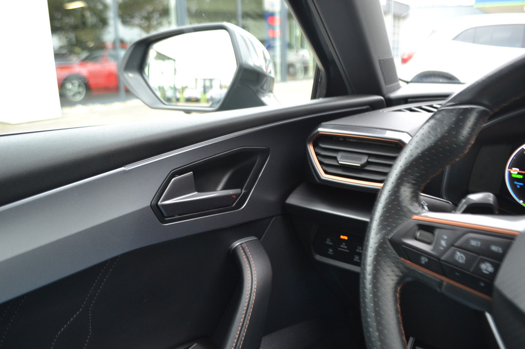 CUPRA Leon Sportstourer (NBB01X) met abonnement
