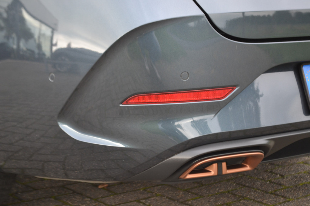 CUPRA Leon Sportstourer (NBB01X) met abonnement