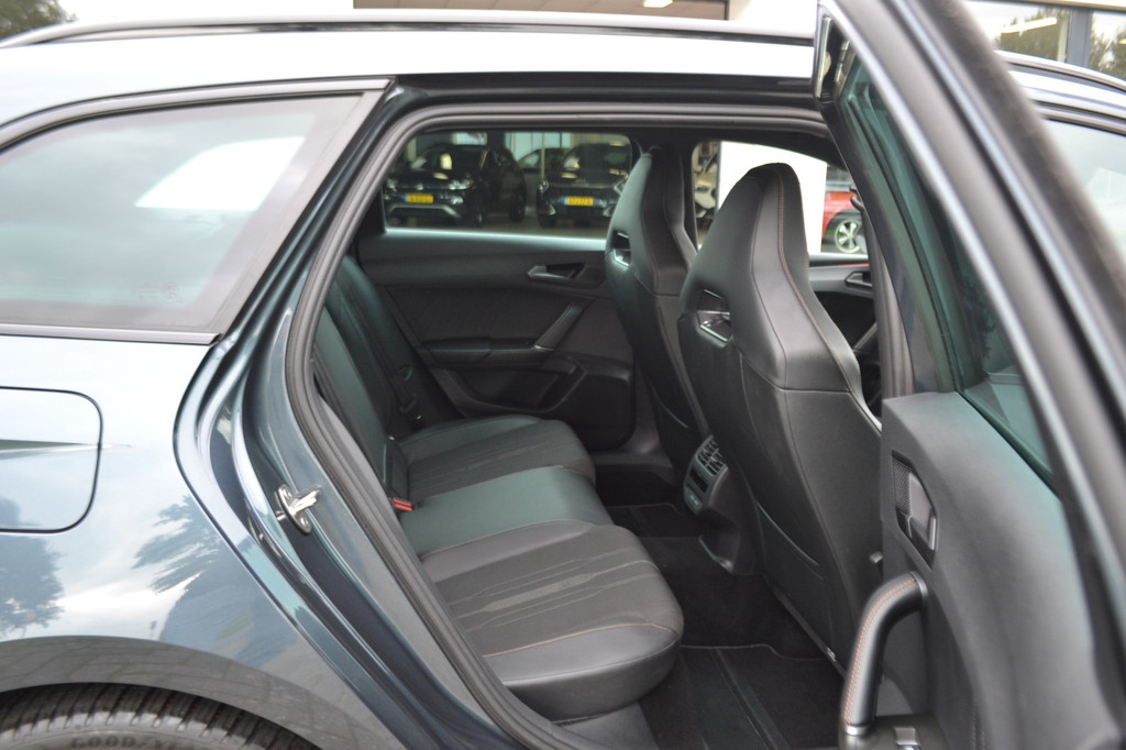 CUPRA Leon Sportstourer (NBB01X) met abonnement