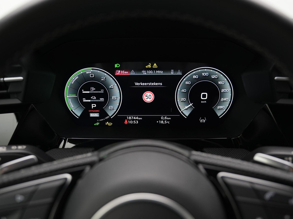Audi A3 (KRF54H) met abonnement