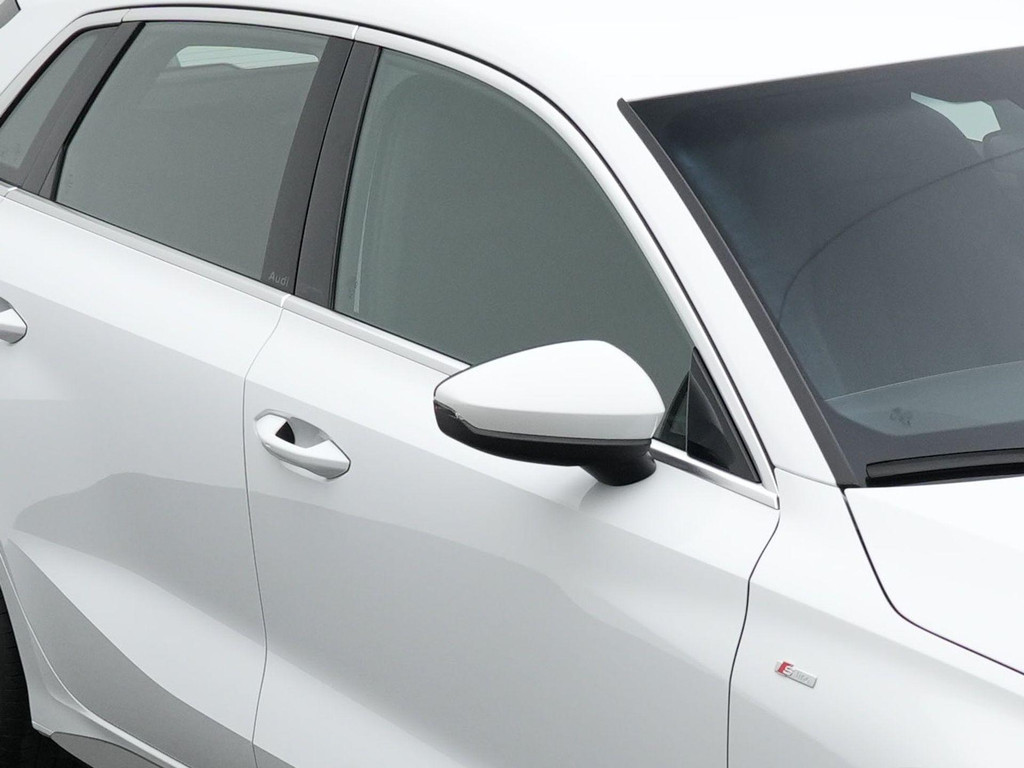 Audi A3 (KRF54H) met abonnement