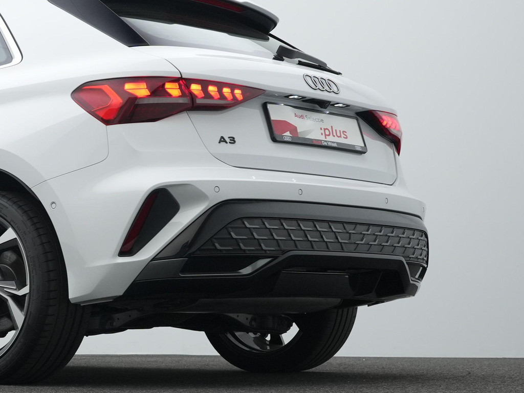 Audi A3 (KRF54H) met abonnement