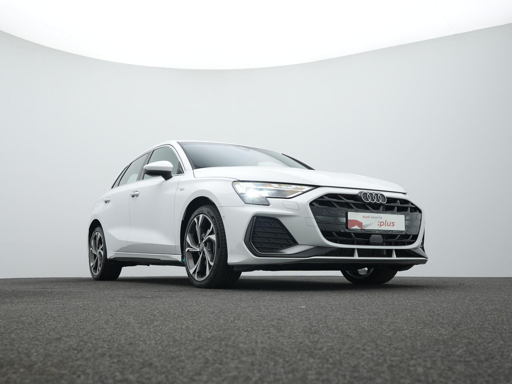 Audi A3 (KRF54H) met abonnement