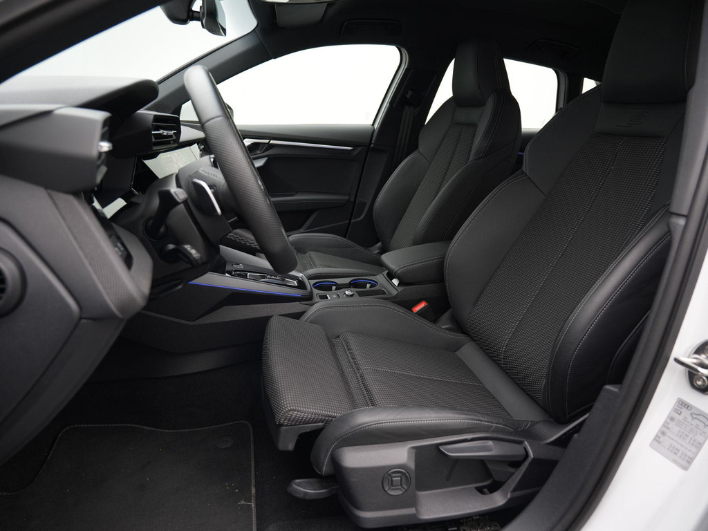 Audi A3 (KRF54H) met abonnement