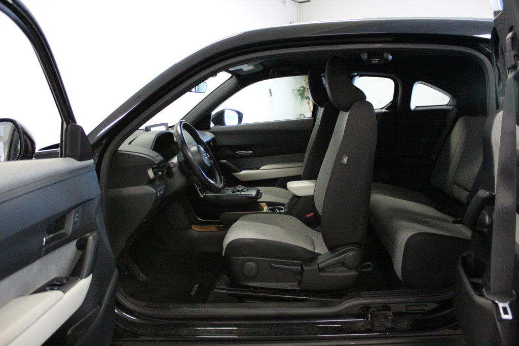 Mazda MX-30 (N795DT) met abonnement