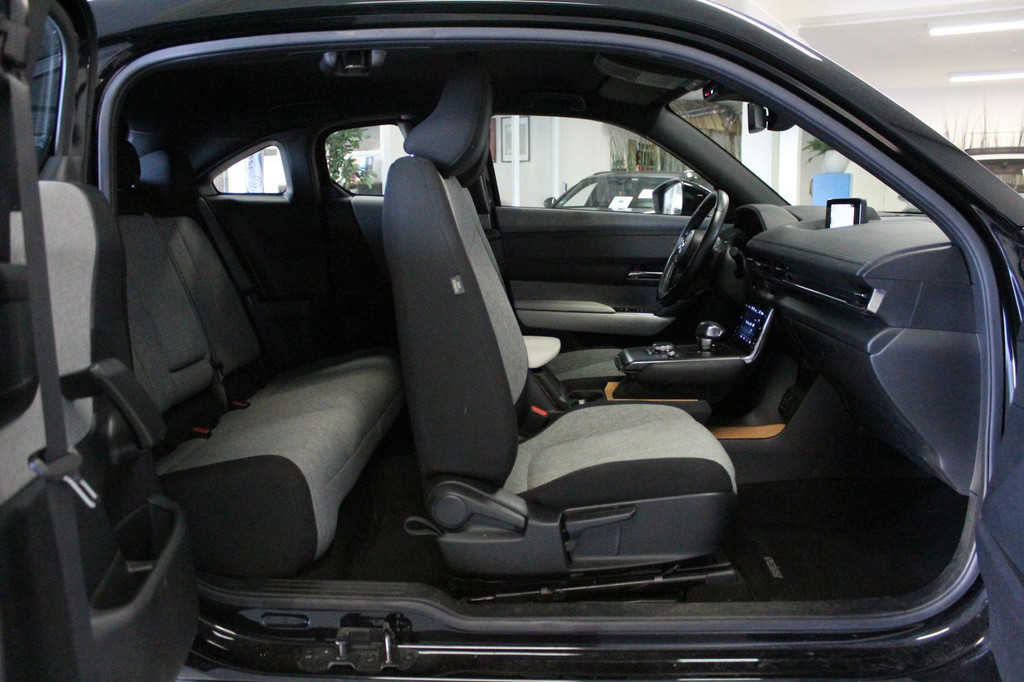 Mazda MX-30 (N795DT) met abonnement