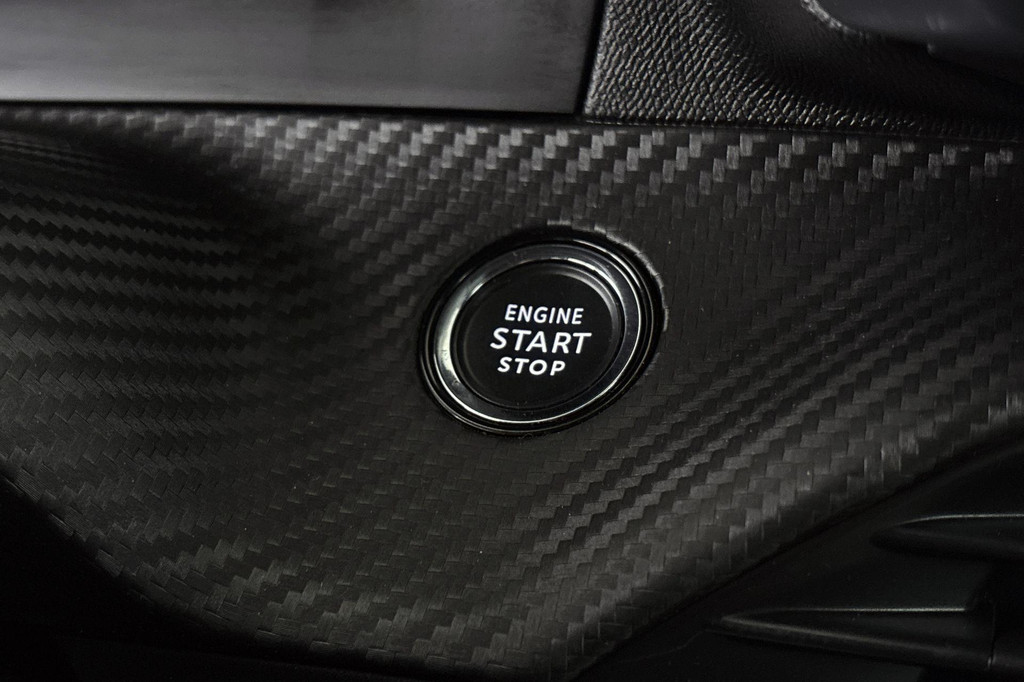 Peugeot e-2008 (L794XX) met abonnement