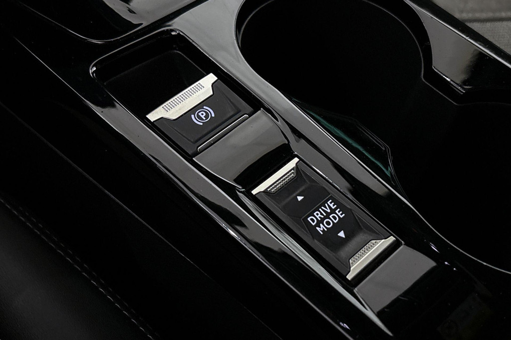 Peugeot e-2008 (L794XX) met abonnement