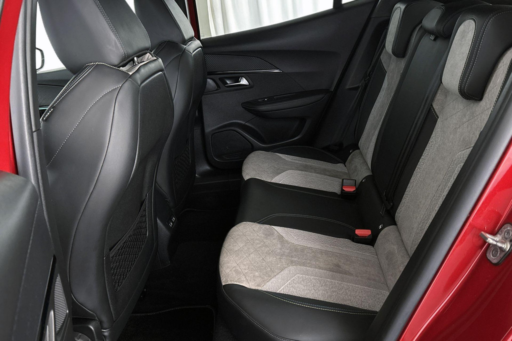 Peugeot e-2008 (L794XX) met abonnement