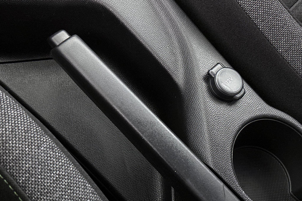 Peugeot 208 (Z436DS) met abonnement