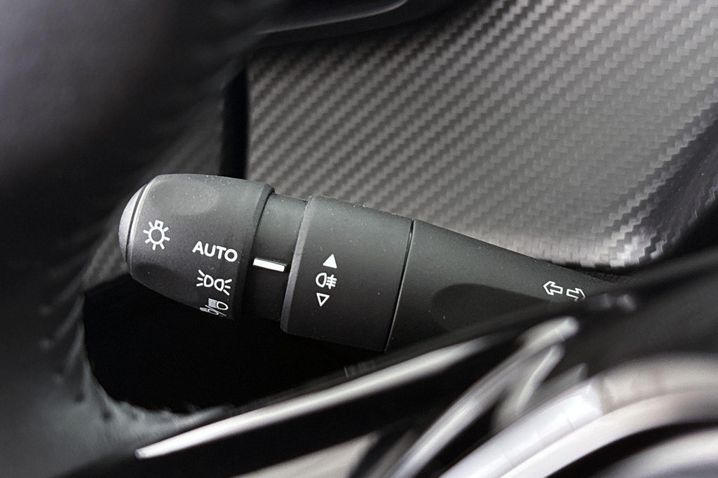 Peugeot 208 (Z436DS) met abonnement