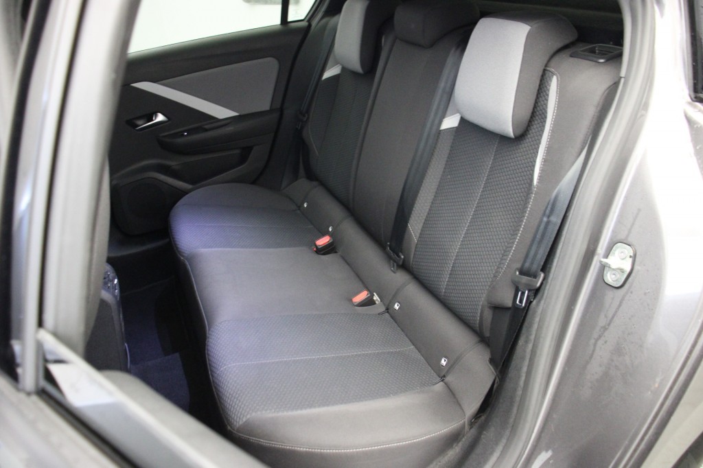 Opel Astra (S905XD) met abonnement