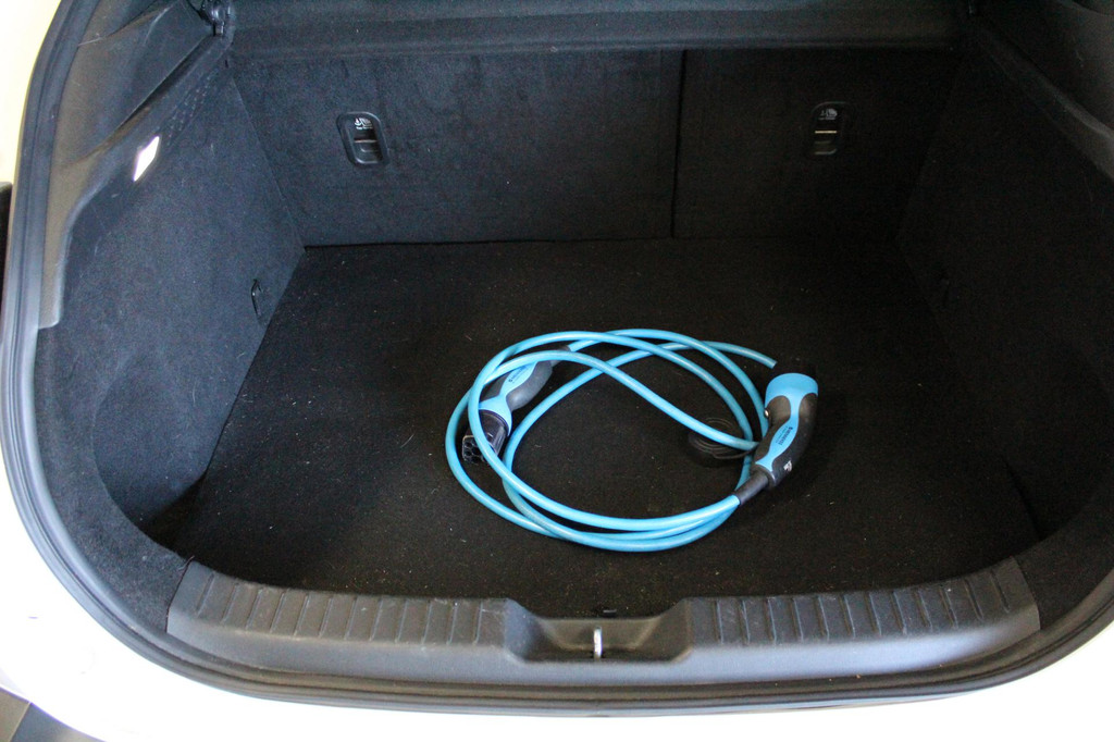Mazda MX-30 (N160BG) met abonnement