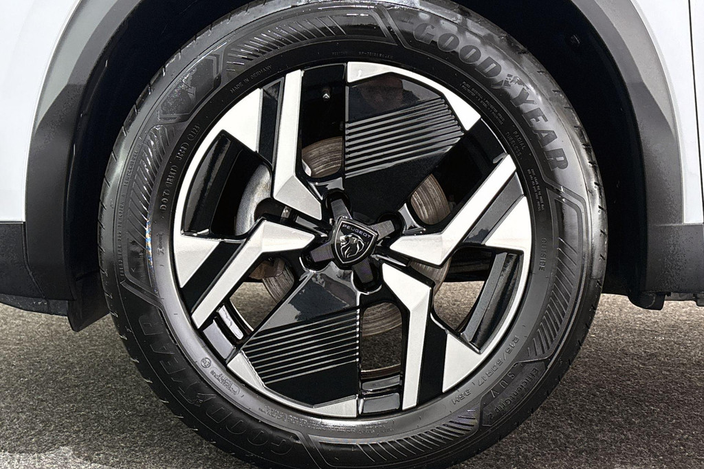 Peugeot 2008 (HHK60H) met abonnement