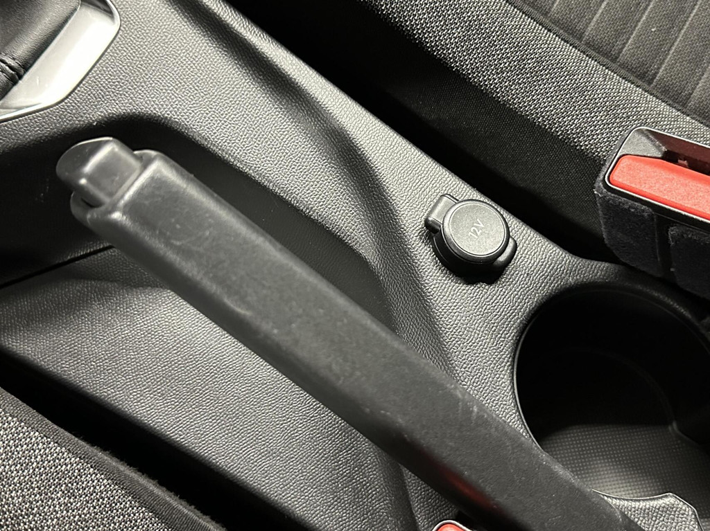 Peugeot 208 (R584HL) met abonnement
