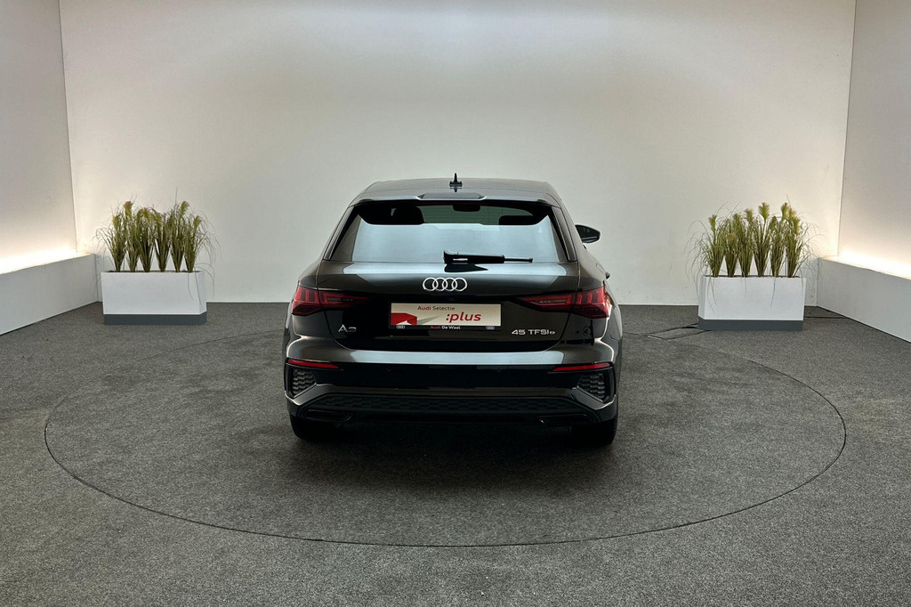 Audi A3 (JKN09B) met abonnement