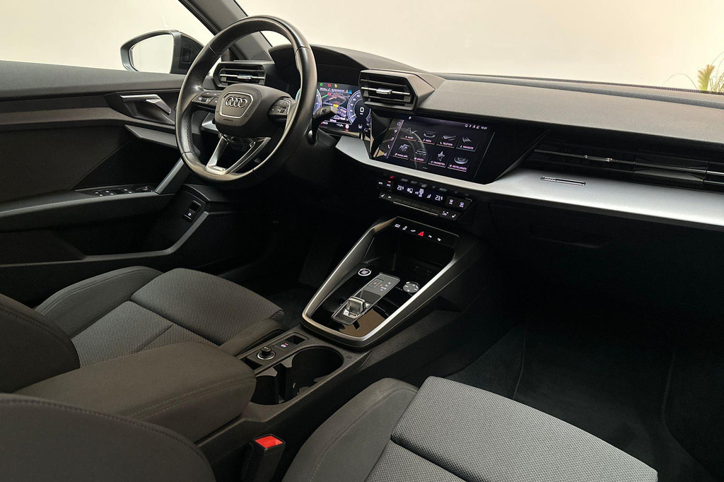 Audi A3 (JKN09B) met abonnement