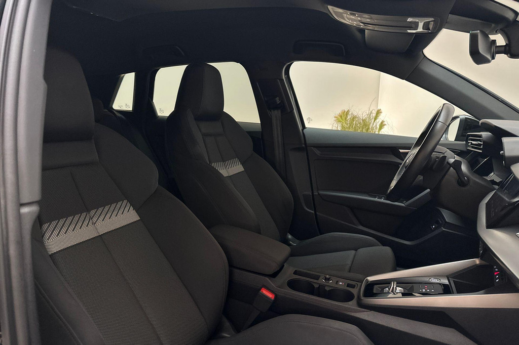 Audi A3 (JKN09B) met abonnement