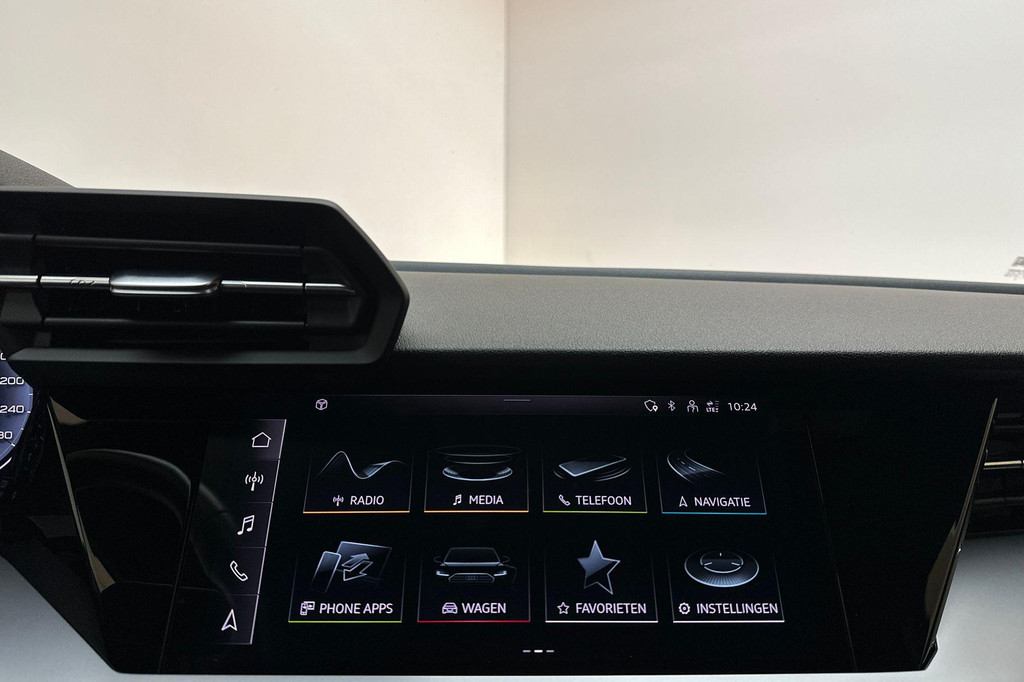Audi A3 (JKN09B) met abonnement