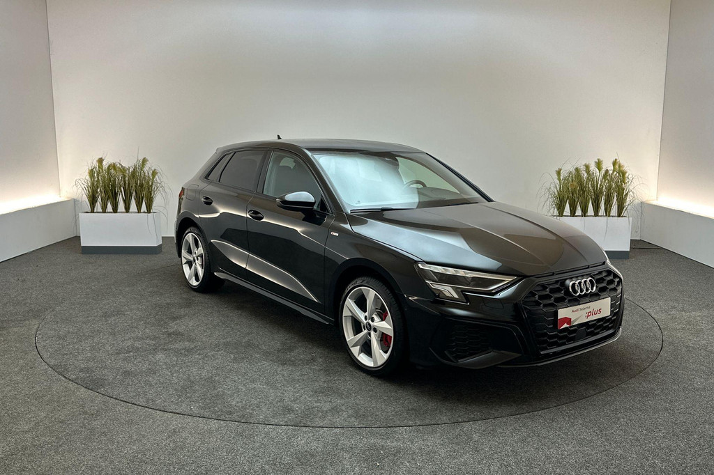 Audi A3 (JKN09B) met abonnement