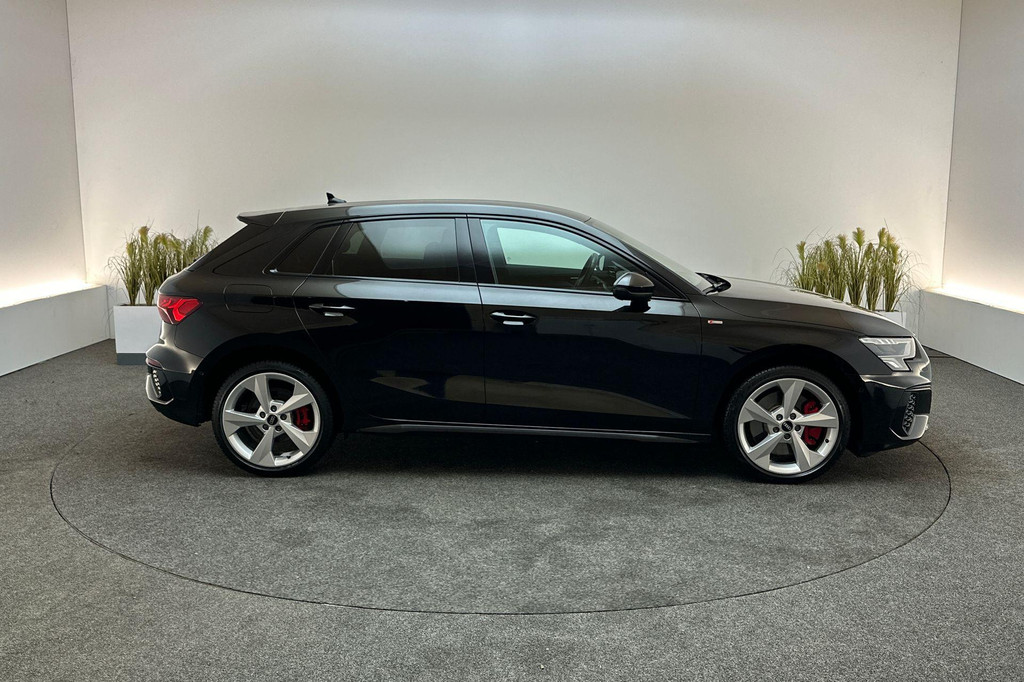 Audi A3 (JKN09B) met abonnement