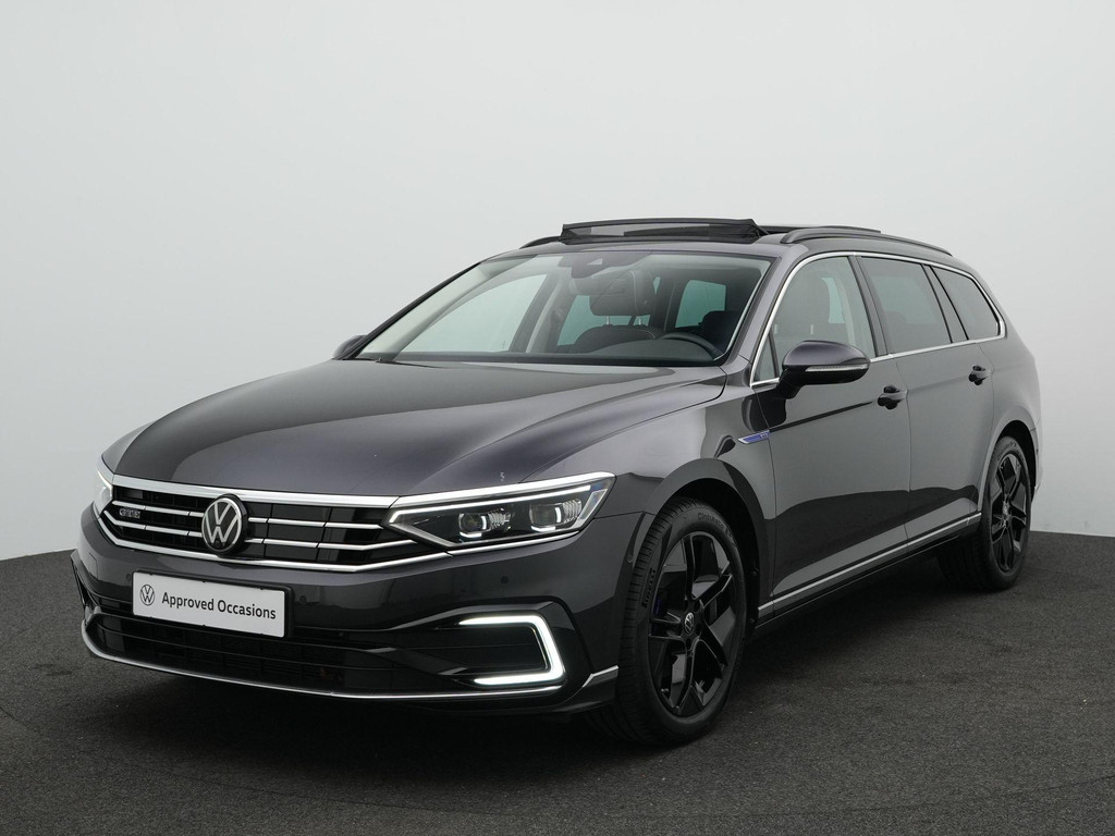 Volkswagen Passat (KZJ81P) met abonnement