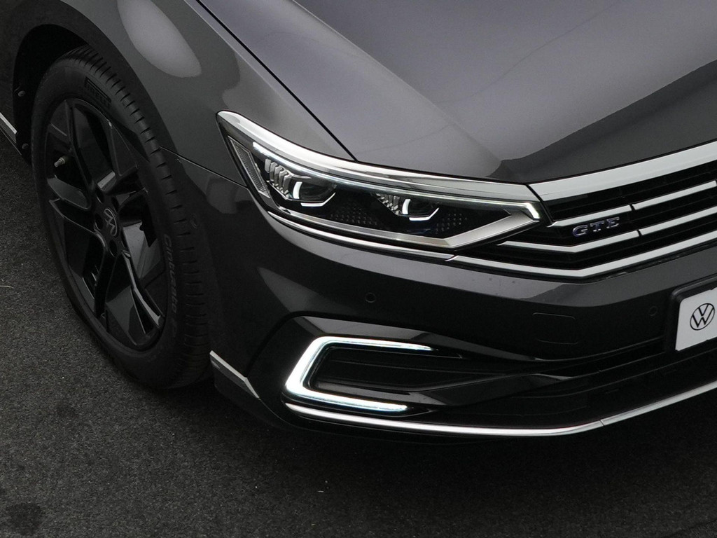 Volkswagen Passat (KZJ81P) met abonnement