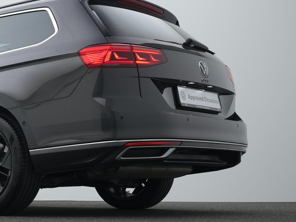 Volkswagen Passat (KZJ81P) met abonnement