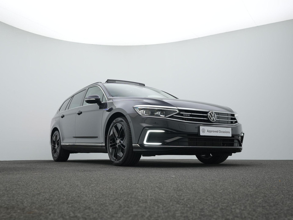Volkswagen Passat (KZJ81P) met abonnement