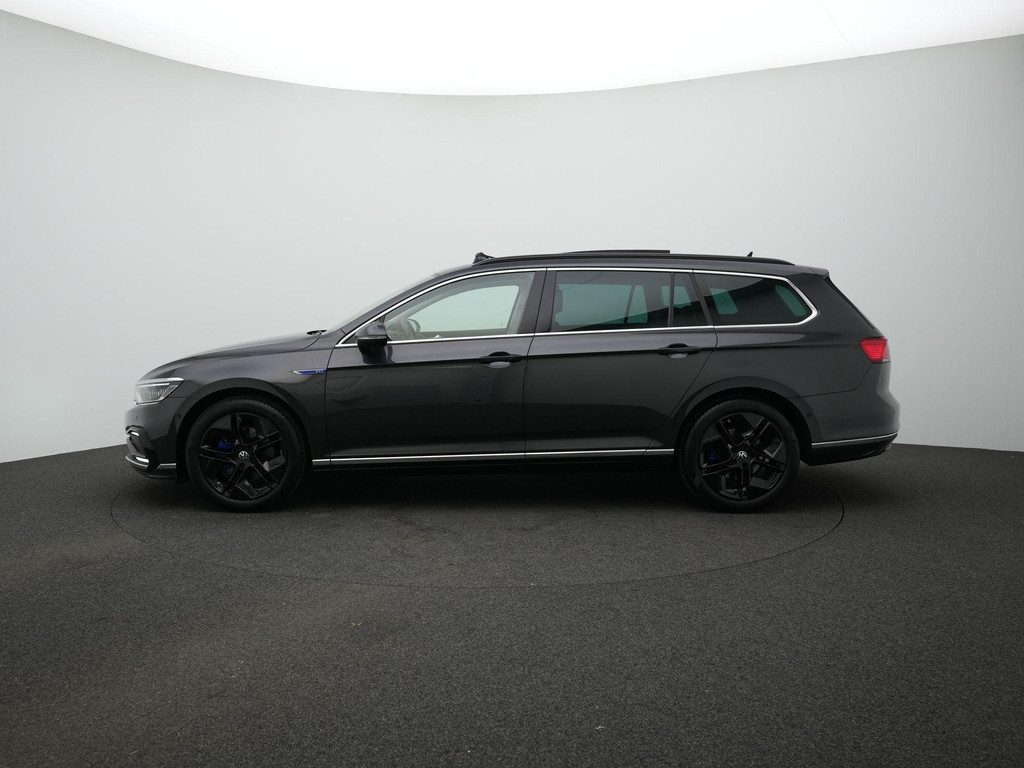 Volkswagen Passat (KZJ81P) met abonnement