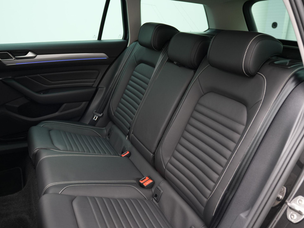 Volkswagen Passat (KZJ81P) met abonnement