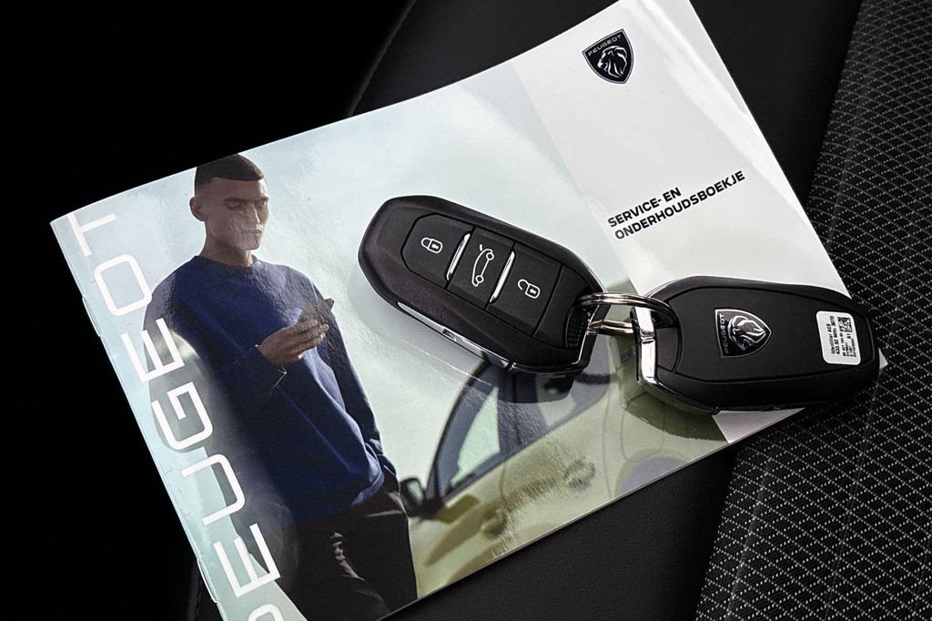 Peugeot 3008 (KZF22X) met abonnement