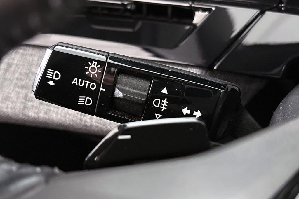 Peugeot 3008 (KZF22X) met abonnement
