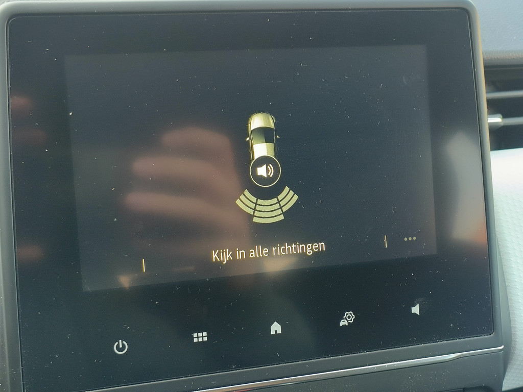 Renault Clio (R329ZL) met abonnement
