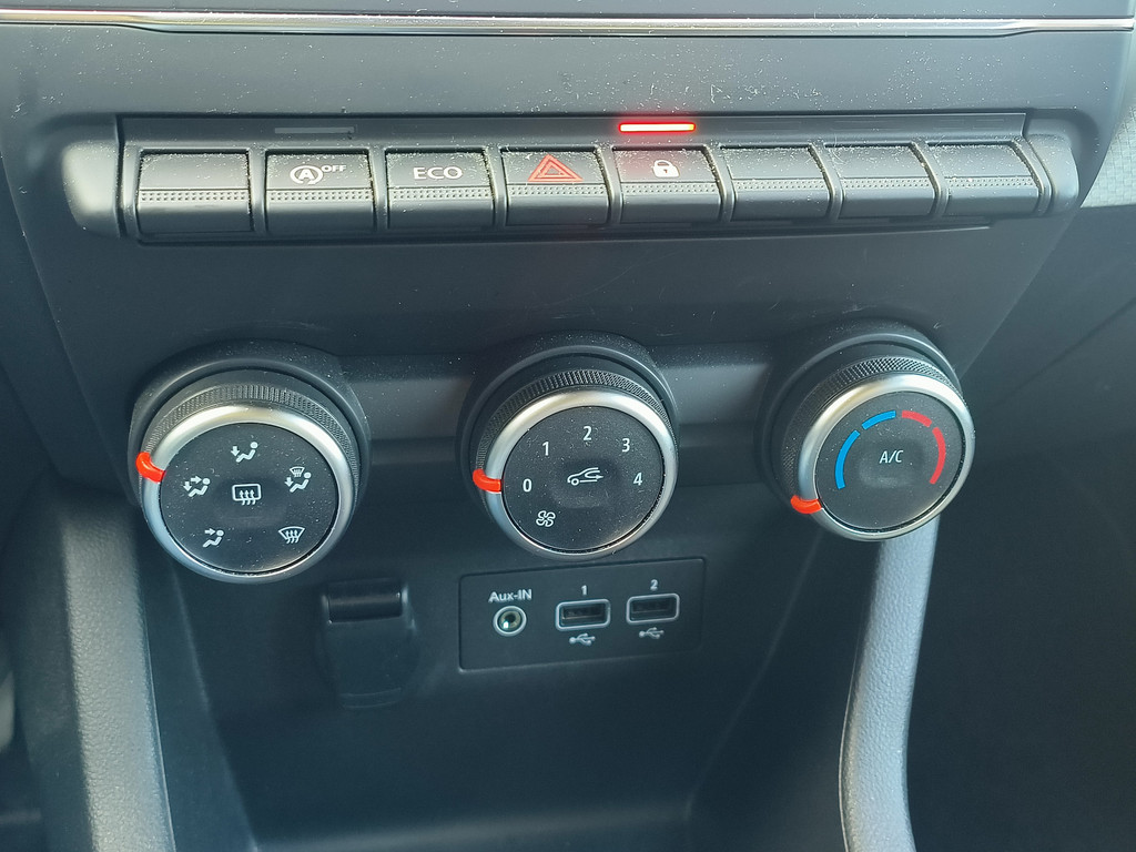 Renault Clio (R329ZL) met abonnement