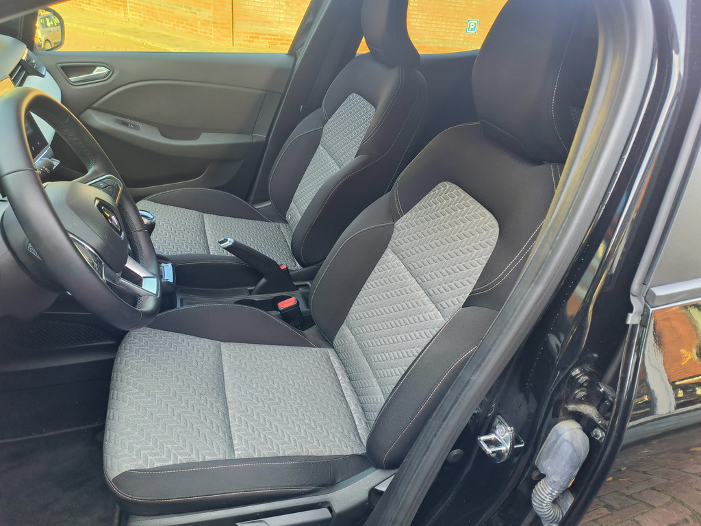 Renault Clio (R329ZL) met abonnement